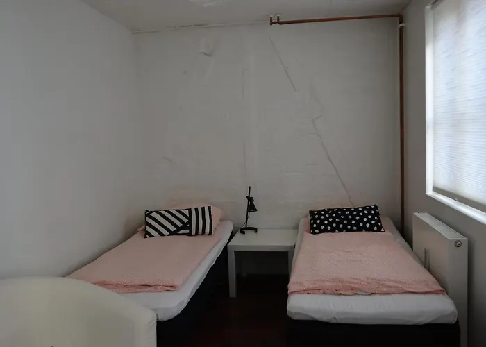 Rooms In Quiet Yellow Courtyard Apartment
